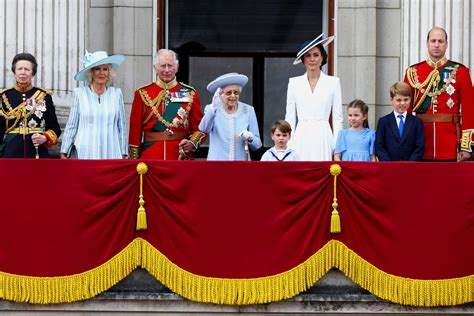 royal family jubilee queen